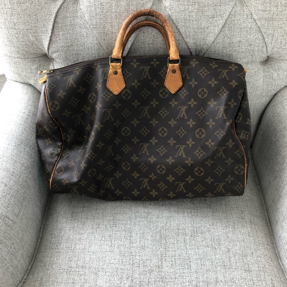 Louis Vuitton speedy 40